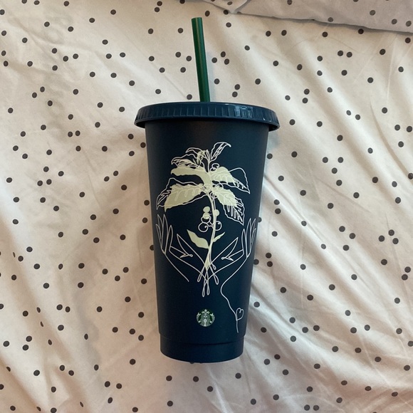 Starbucks reusable cold cup - Picture 2 of 3